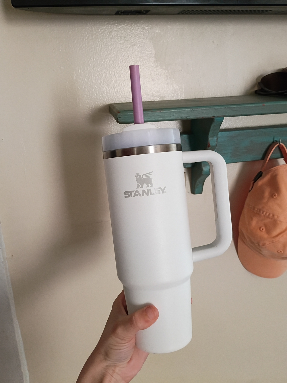 Stanley White Insulated Tumbler with Lilac Straw and Handle